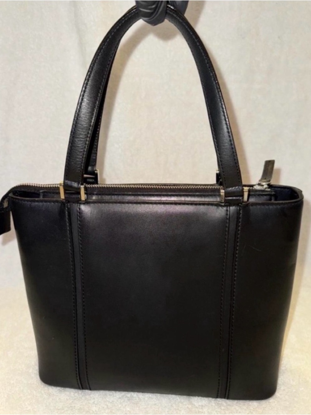 EUC - Classic Black Burberry Leather Bag